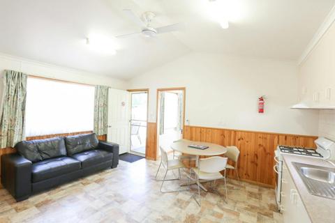 BIG4 Mildura Getaway 2 Bedroom Deluxe Spa