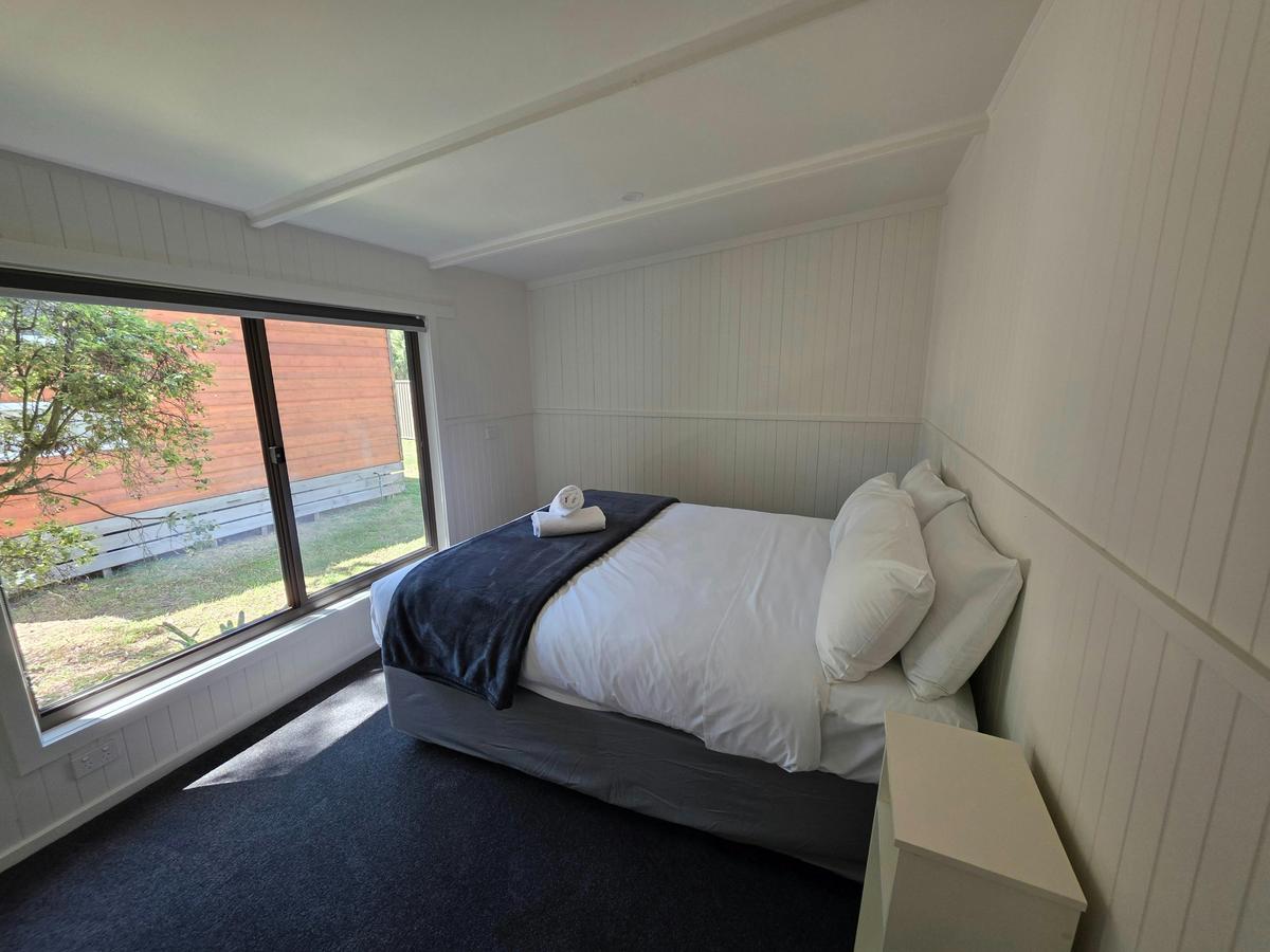 Three Bedroom Accessible Manna Cabin