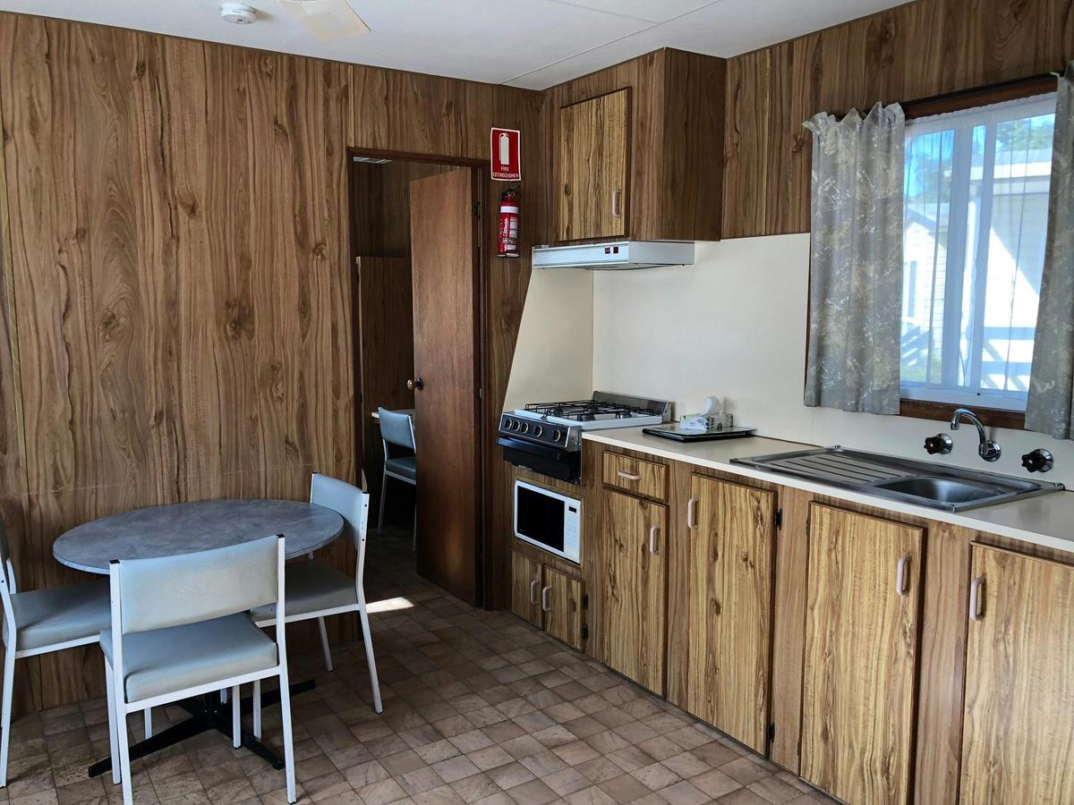 Kitchen, Dining