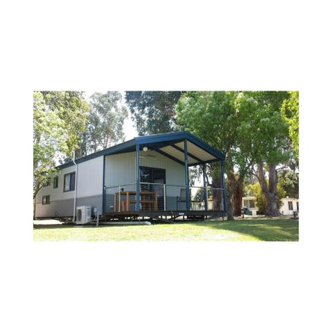 Cabin 5 Exterior