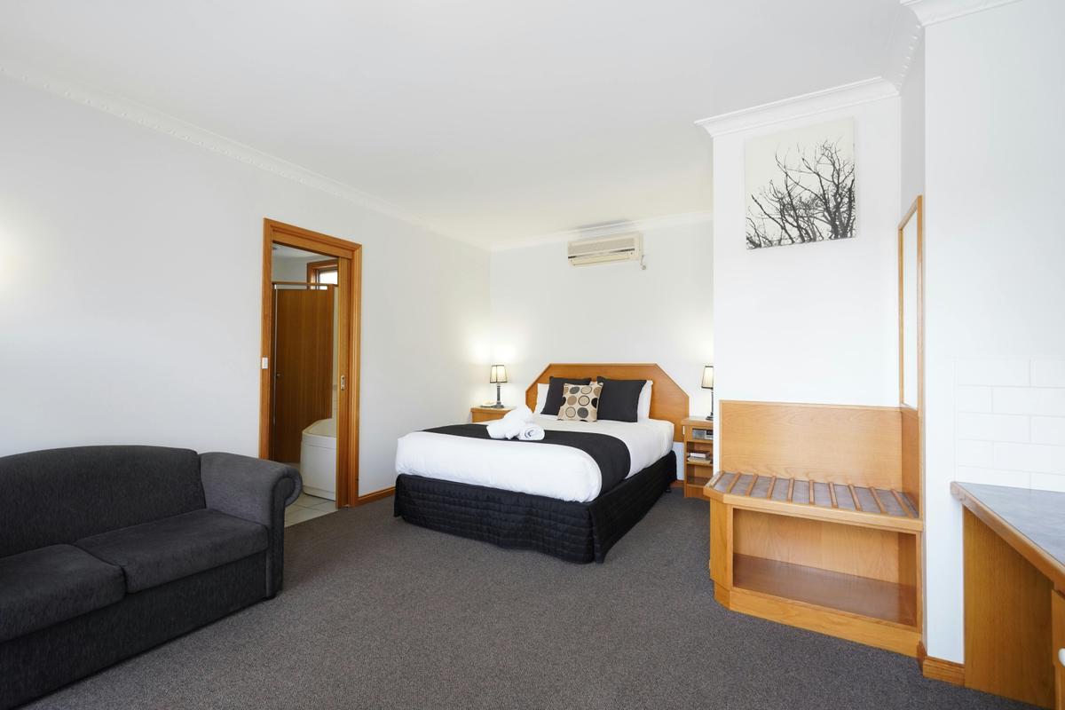 Executive Spa Suite
