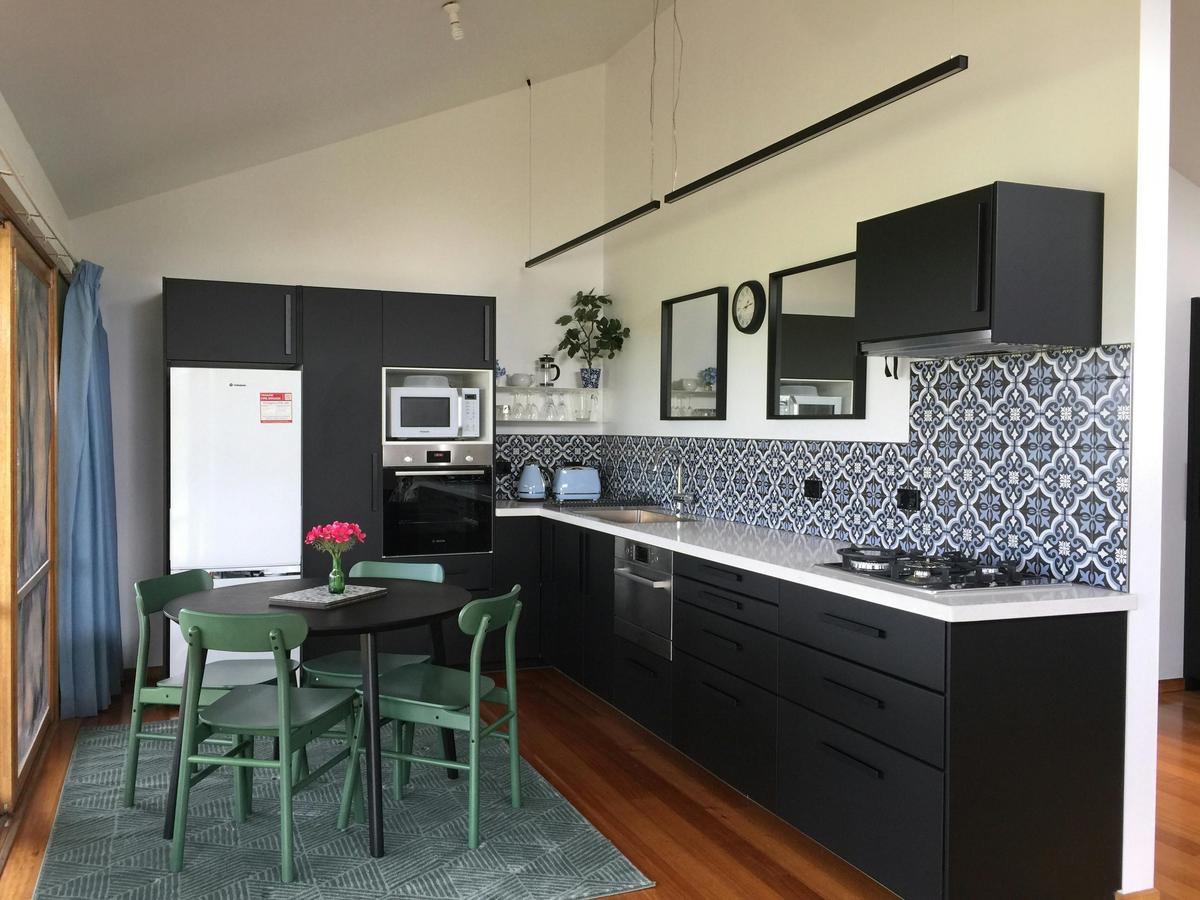 Studio Kitchen