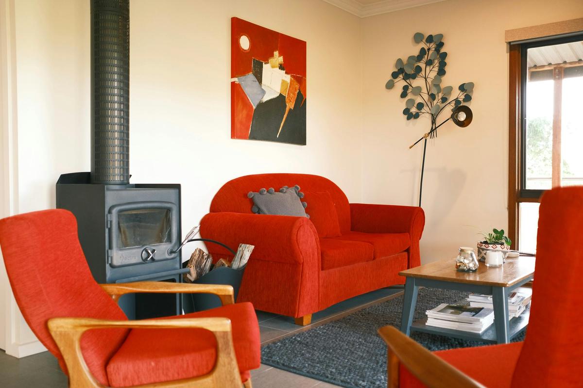 Red Oak Lounge