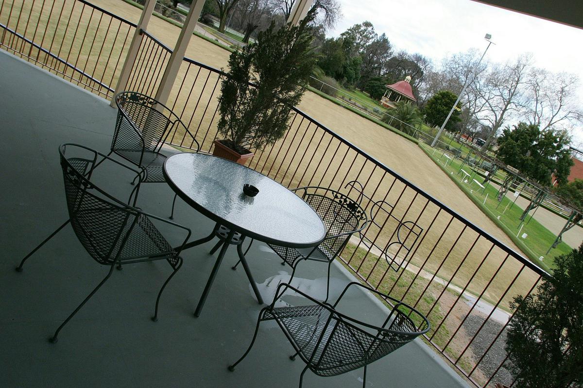 outside dining