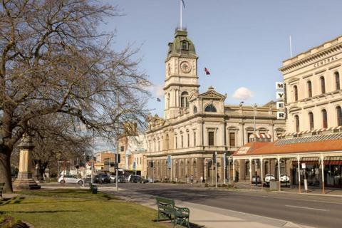 Sturt Street gardens with Town Hall