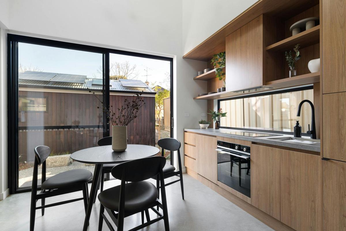Lodge One Kitchen
