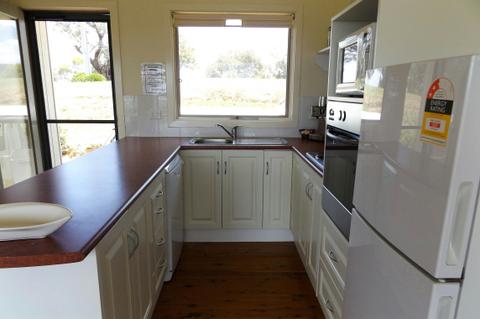 Grevillea Deluxe Cottage