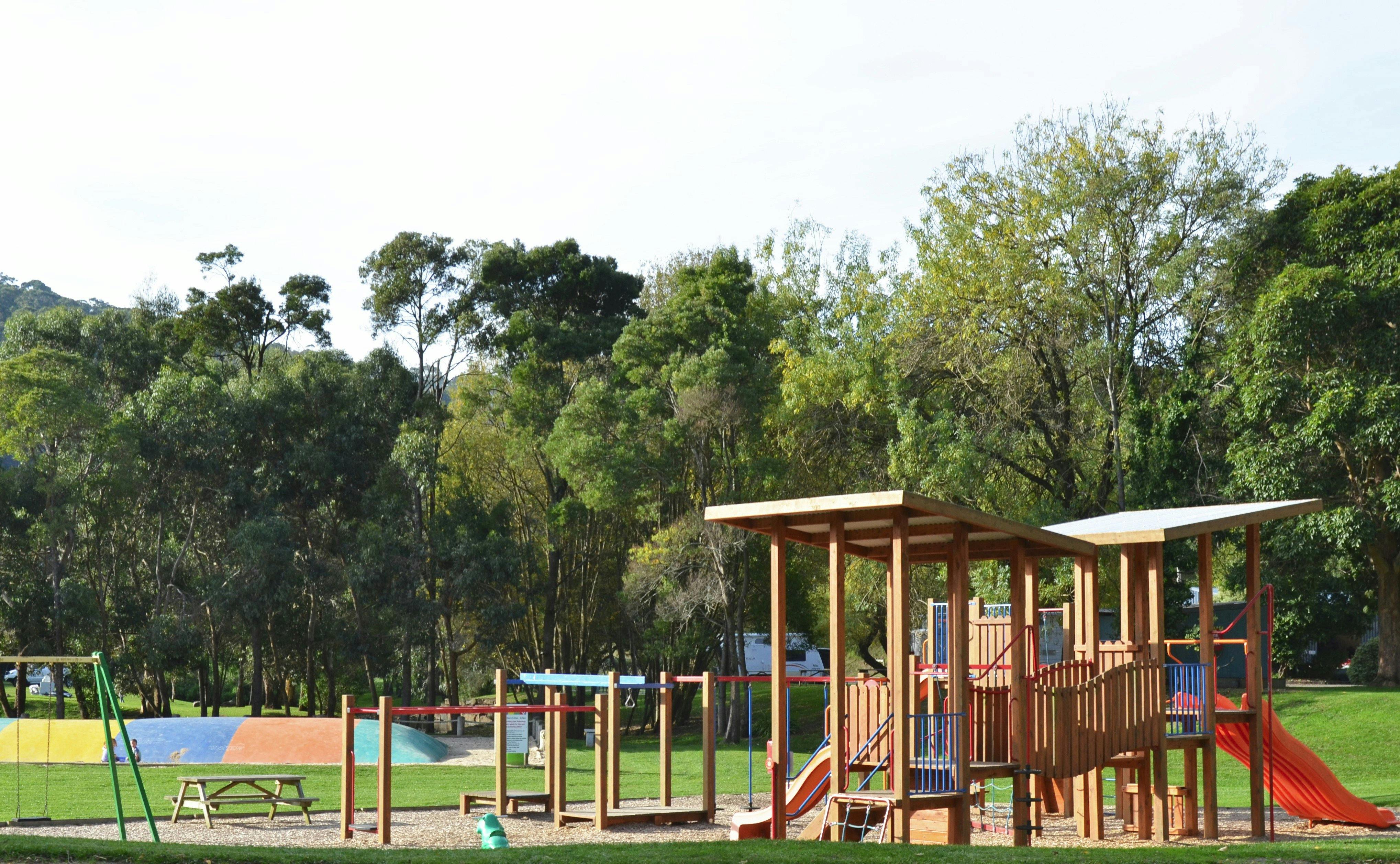 BIG4 Wye River childrens playround and Jumping Pillow