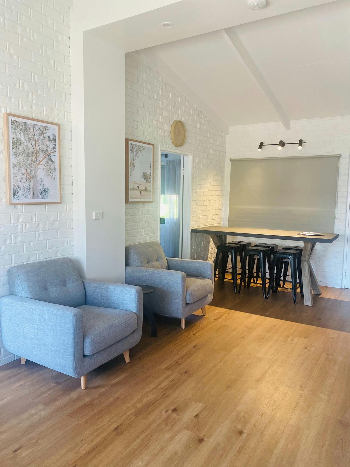 Loungeroom