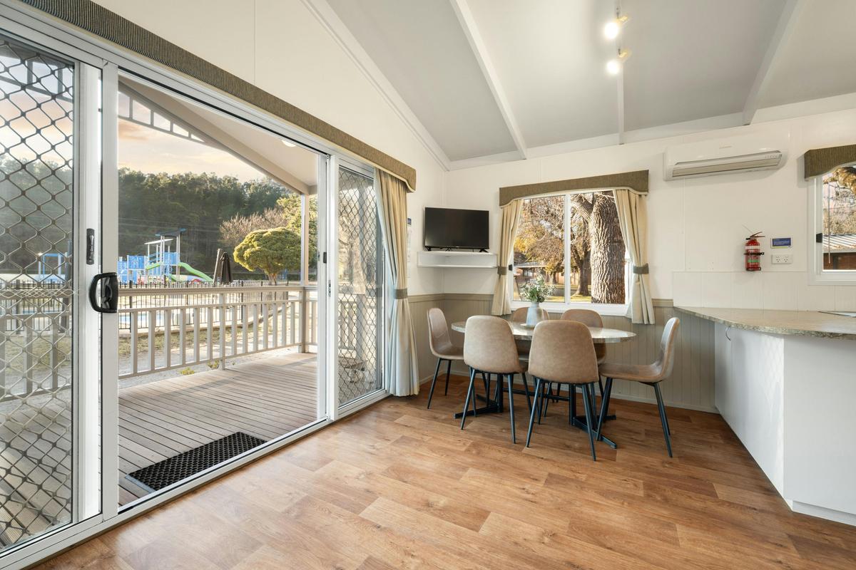Dining and verandah.