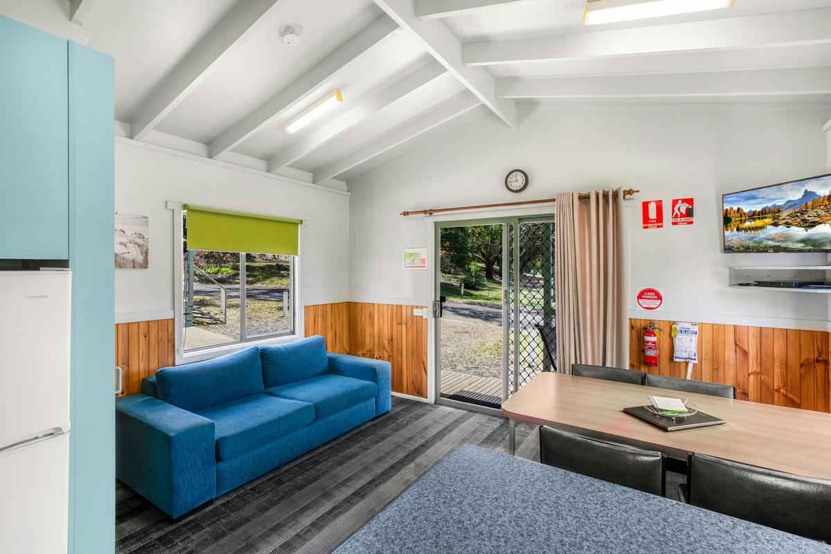 Deluxe Park Cabin