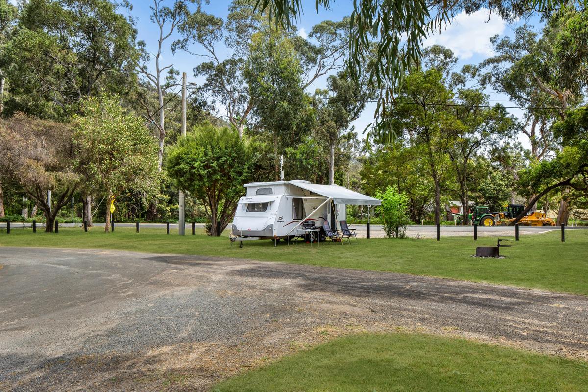Caravan on an unpowered site