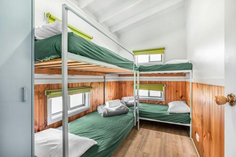Deluxe Park Cabin