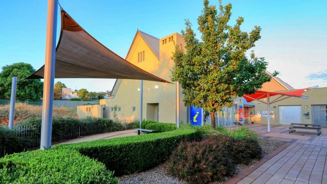 Henry Parkes Centre