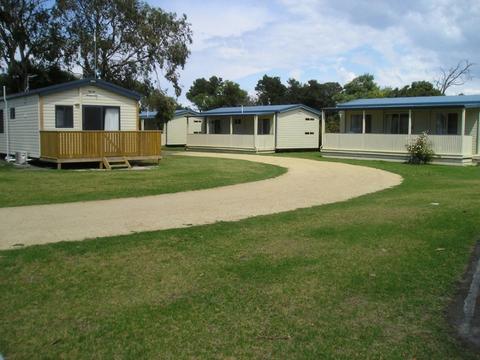 Deluxe Cabins Long Jetty Foreshore Caravan Park