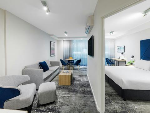 Brady Apartment Hotel Flinders Street