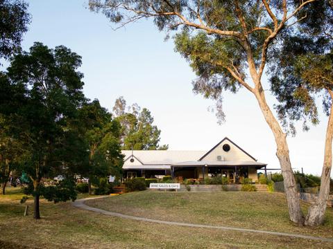 Blue Pyrenees Estate