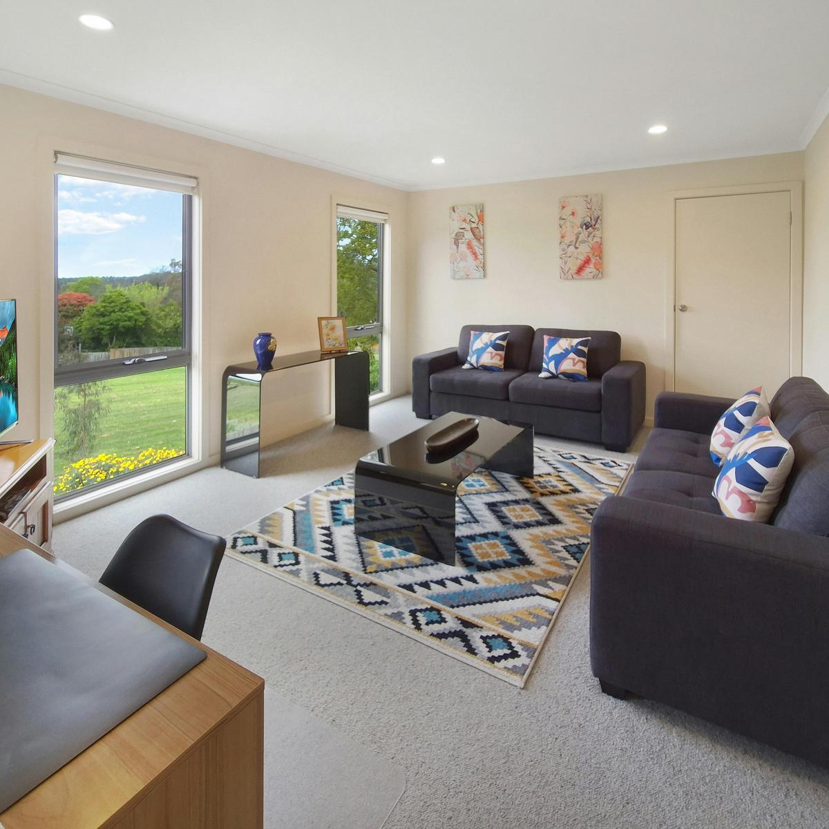 3 Bedroom Cotton Upstairs lounge