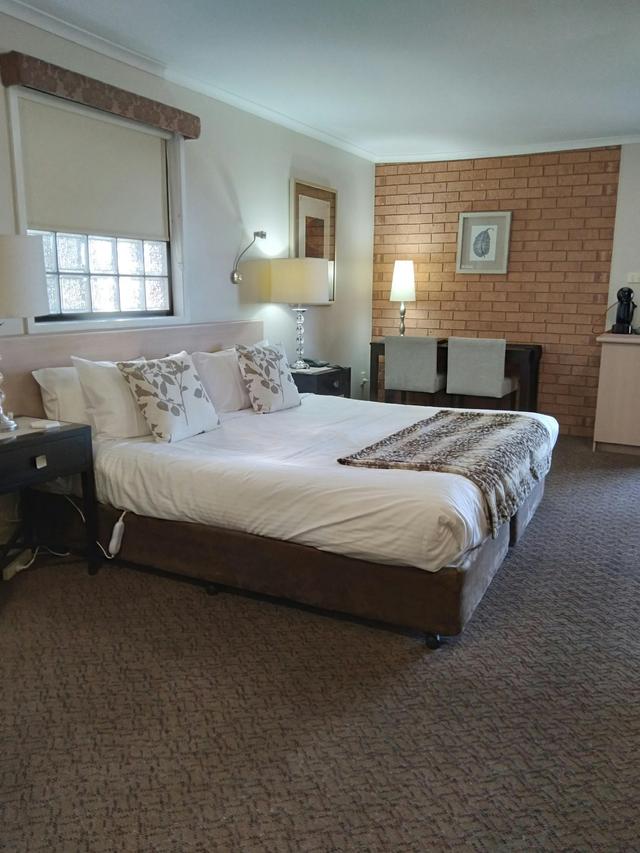 Executive Room