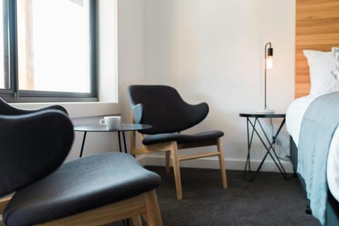 Bright Colonial Motel