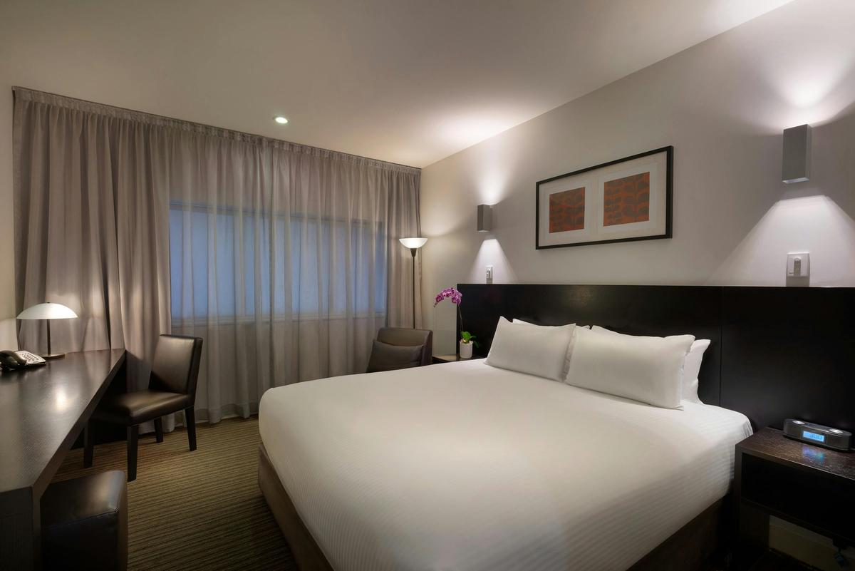 Deluxe King Room