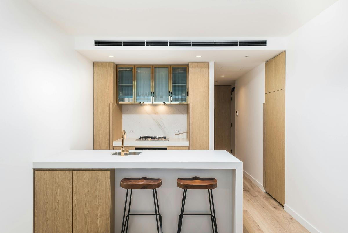 2 Bedroom 2 Bathroom Apartment - Kitchen