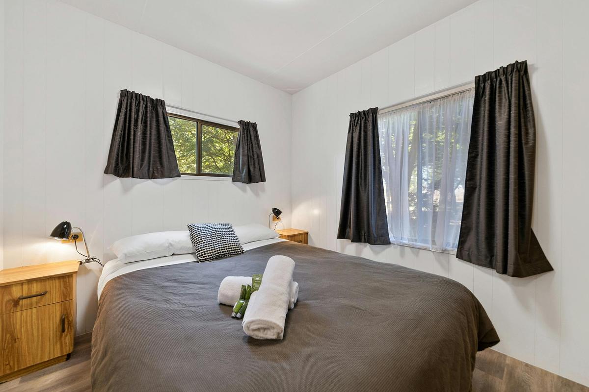 Ensuite Cabin 5 Bedroom