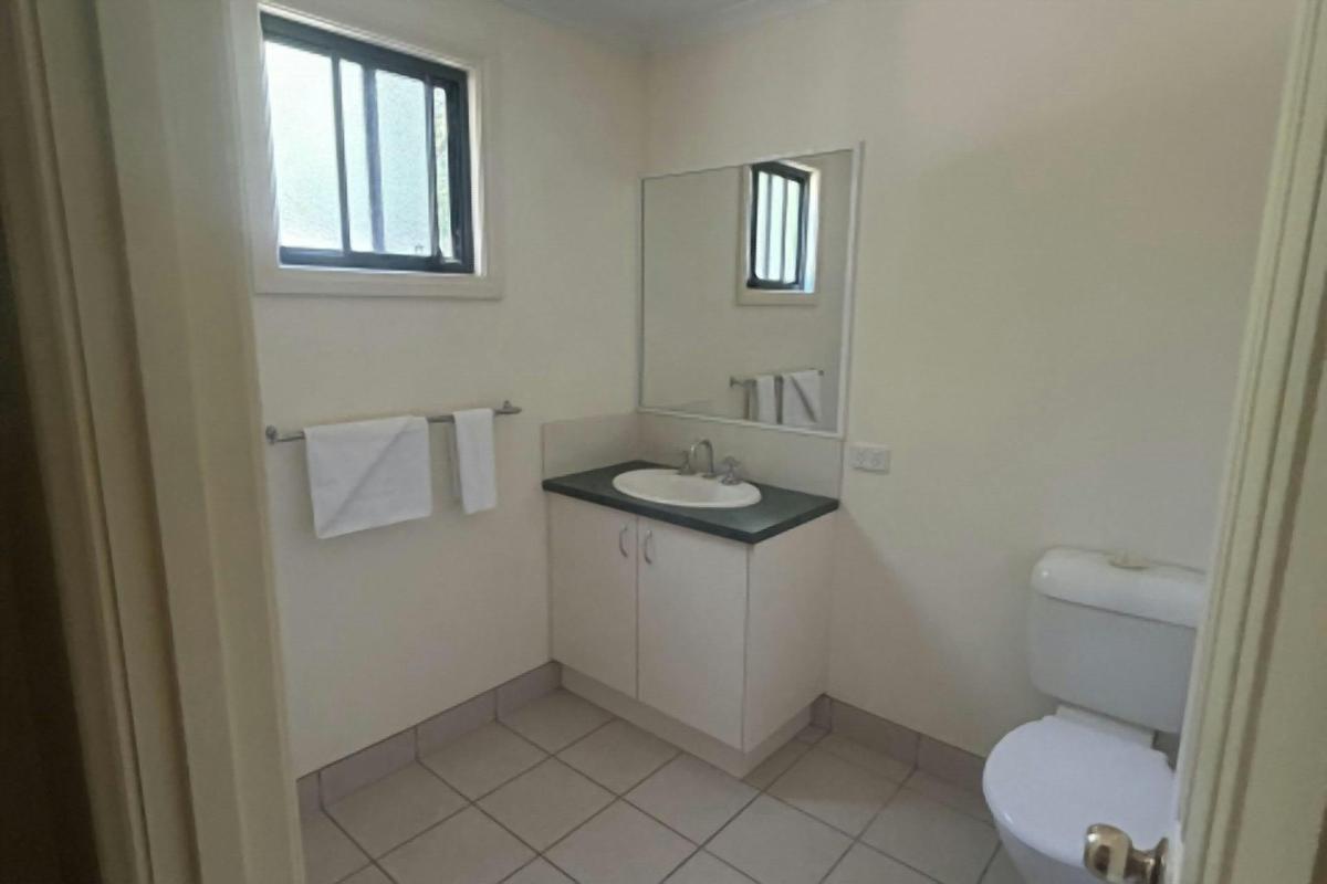 Ensuite Cabin - Sleeps 6