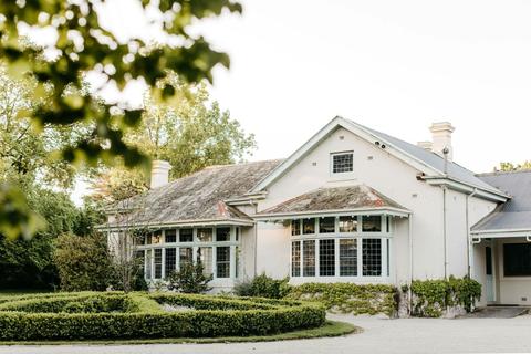 Coombe Cottage
