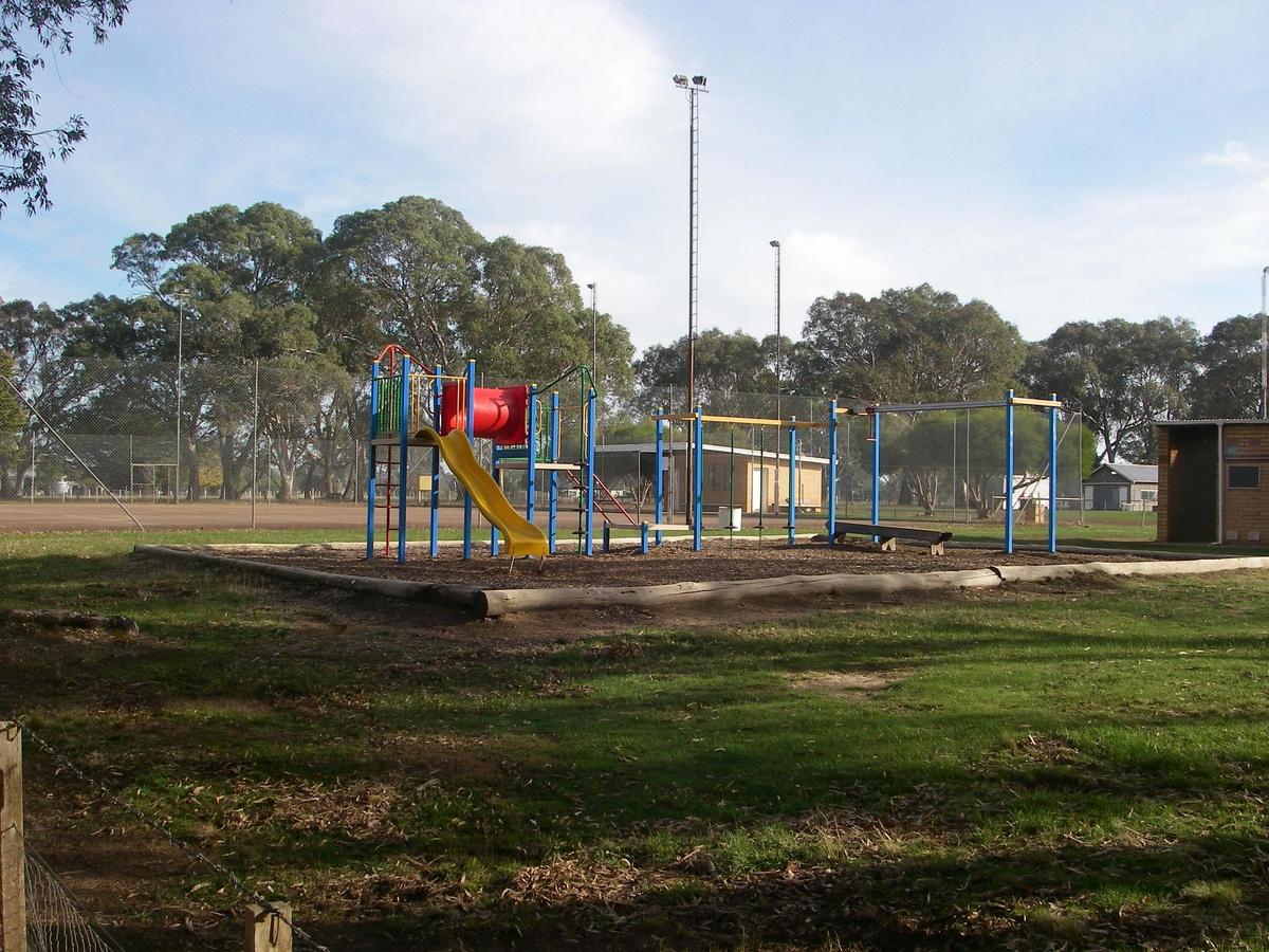 Cavendish On Wannon Campground