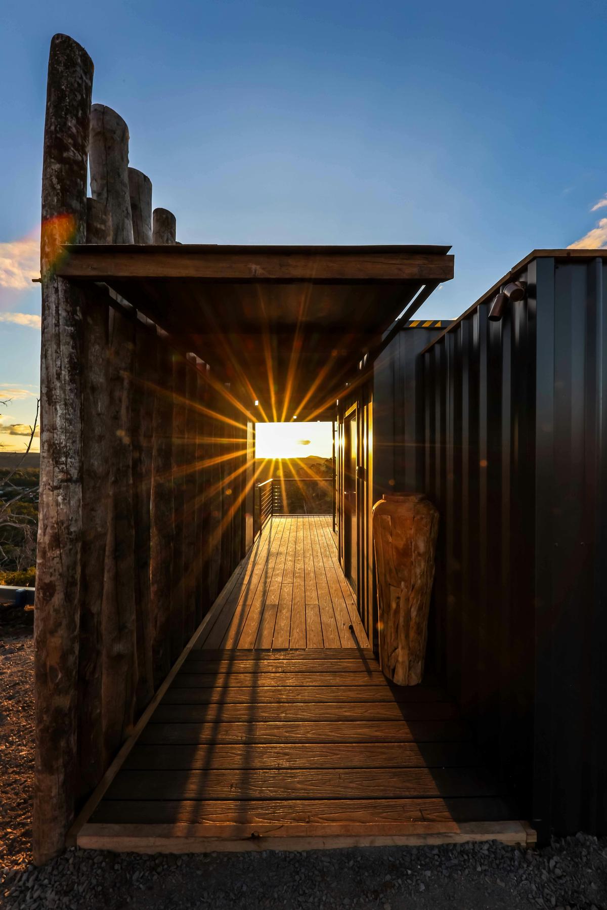 Jumanji African Villa