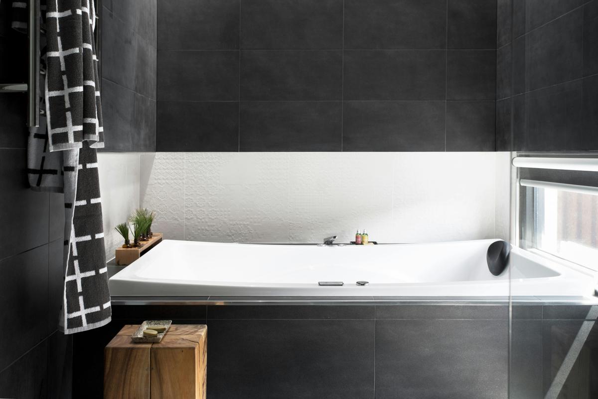 Relax in your private couple's spa