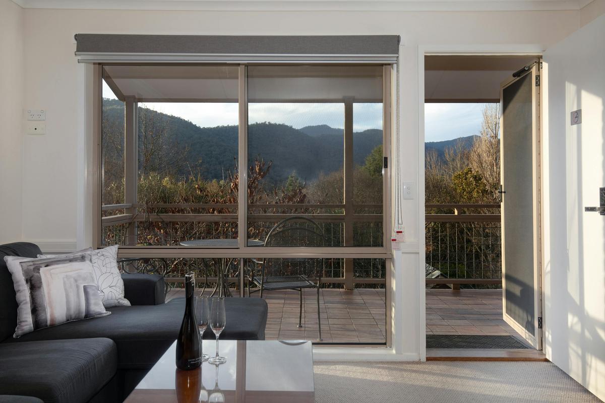 Apartment with balcony