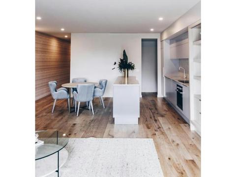 Luxury balcony apartment