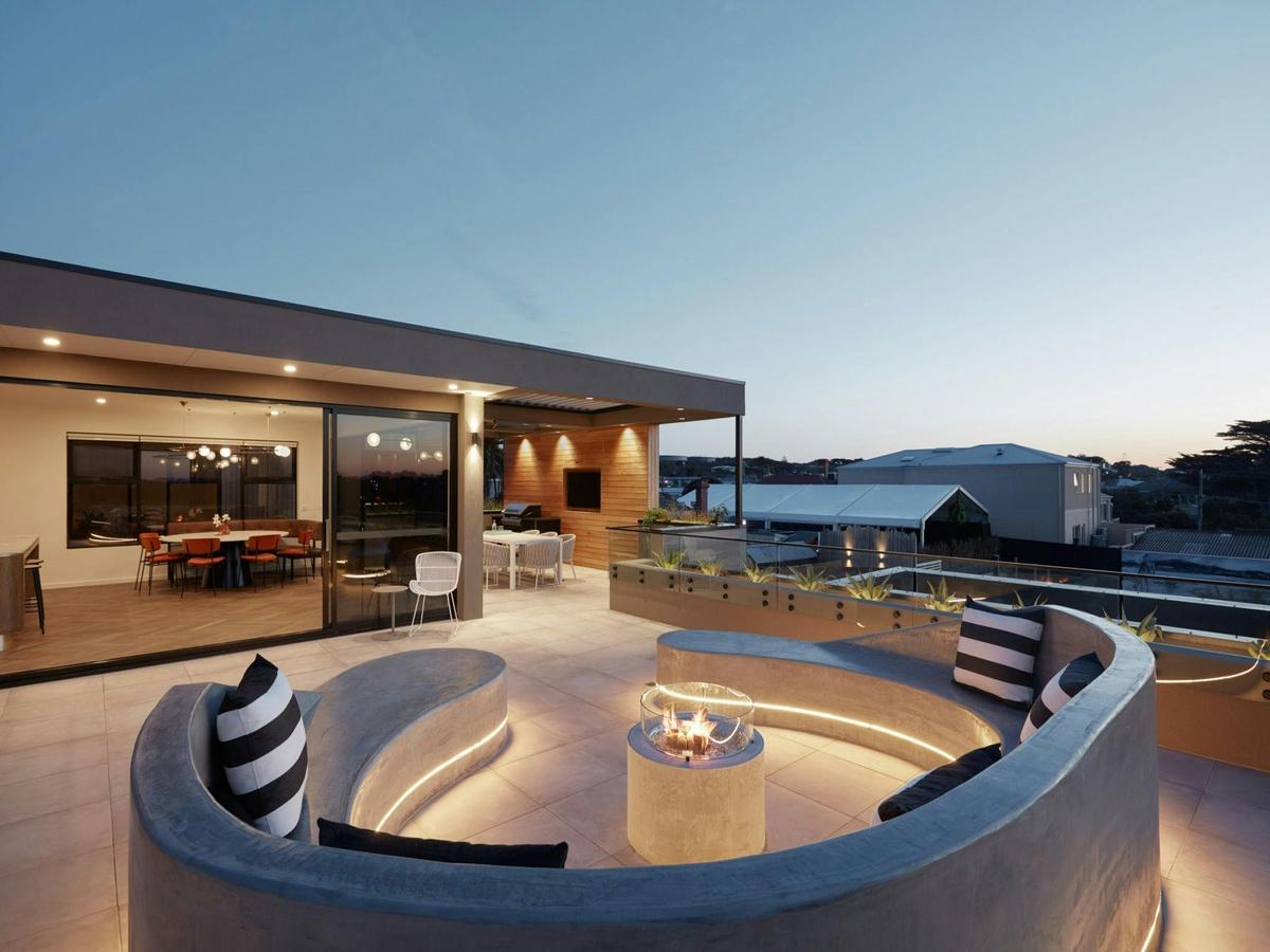 Luxury Penthouse outdoor entertaining area