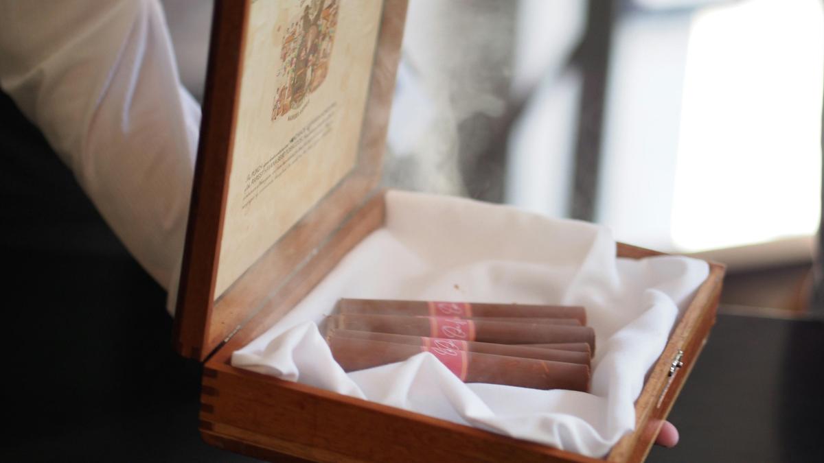 Chocolate cigars