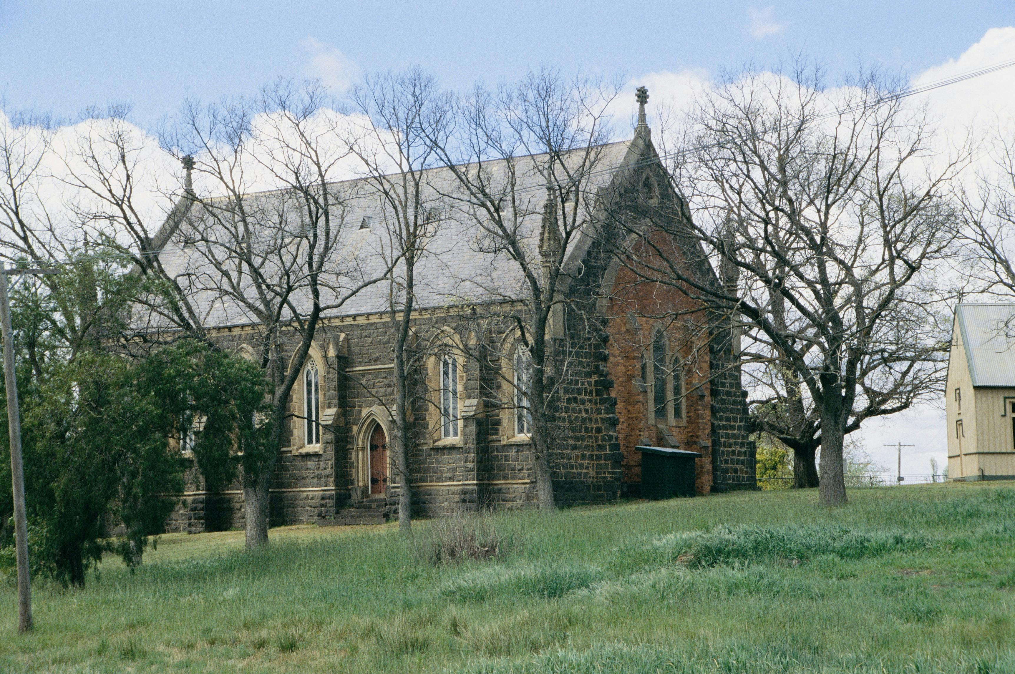Clunes