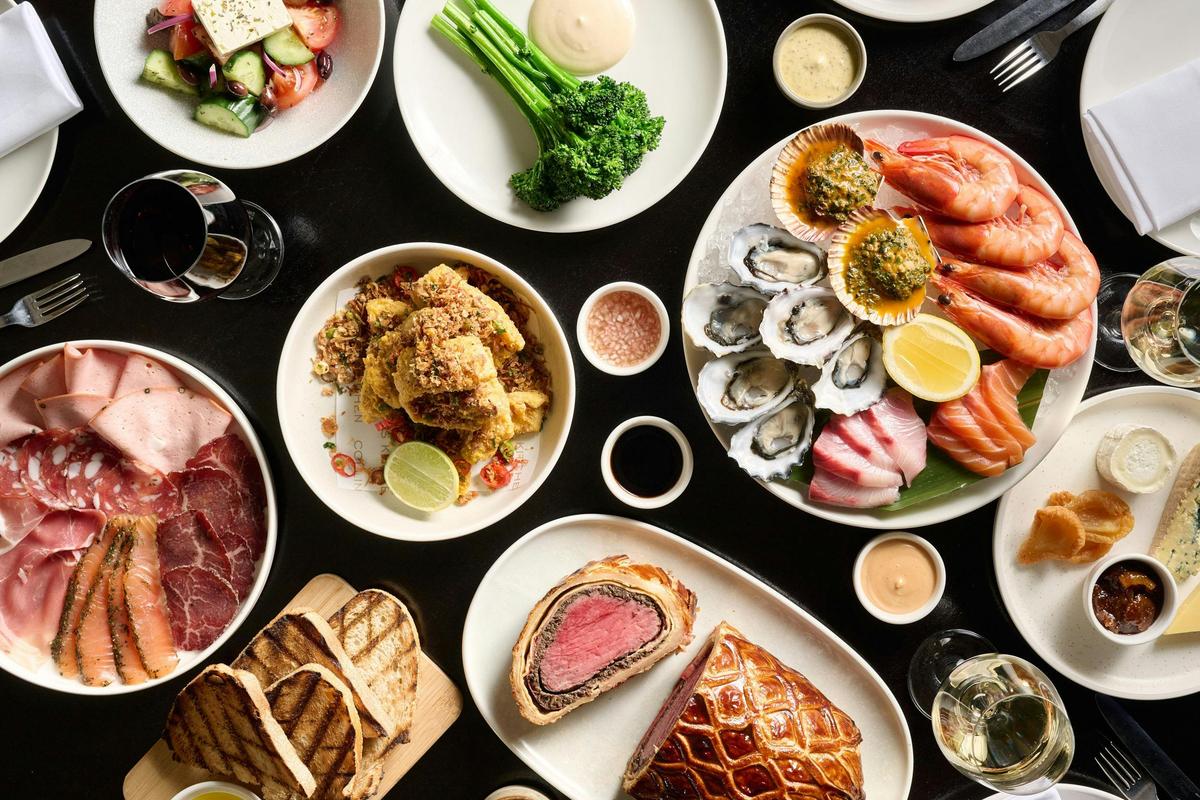 Living Grand Buffets