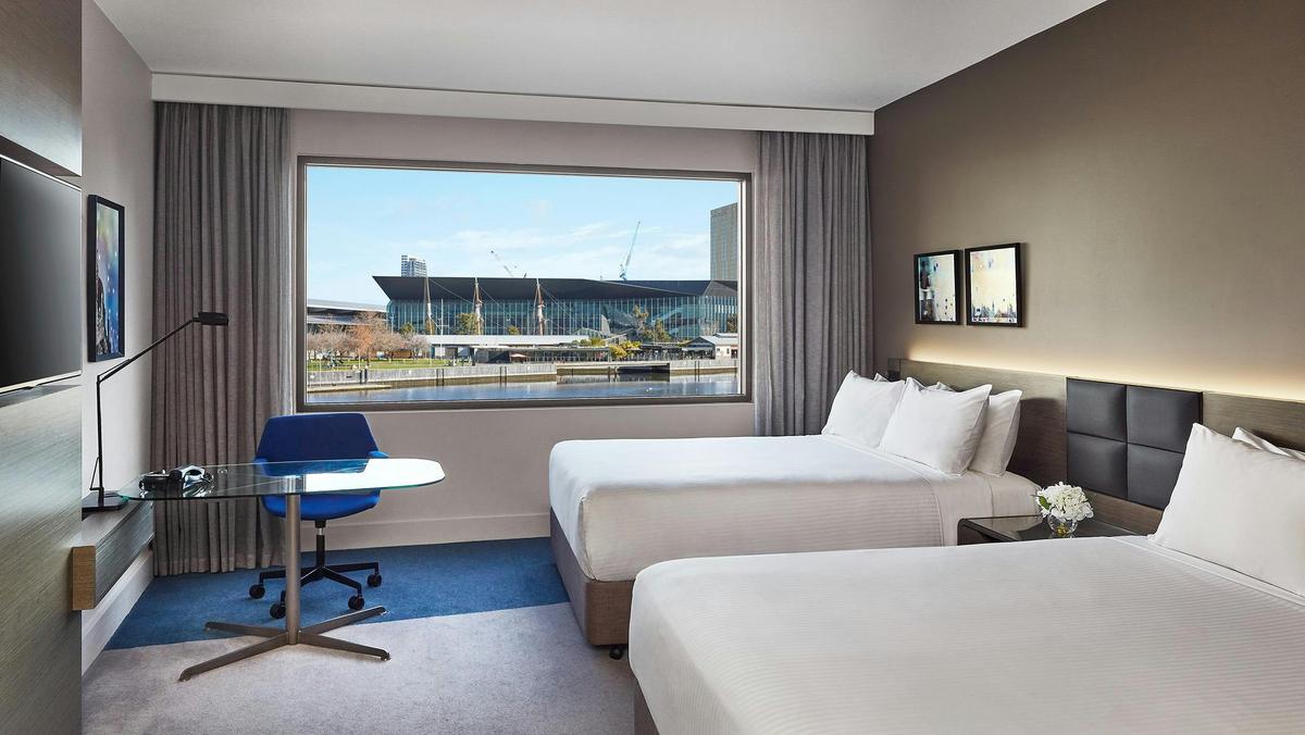 Twin Riverview Room