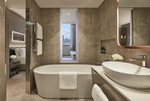 Crowne Plaza Melbourne