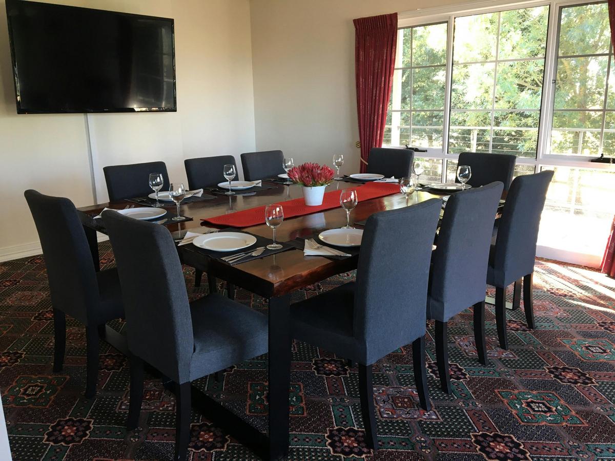 Formal dining room
