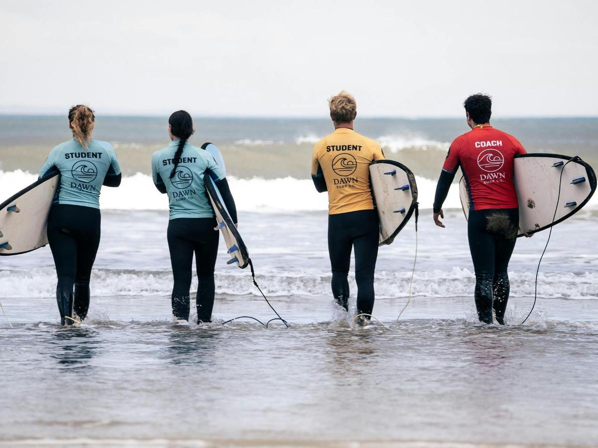 Dawn Surf Co. keeps our class sizes small to give you more attention and more waves an hour.