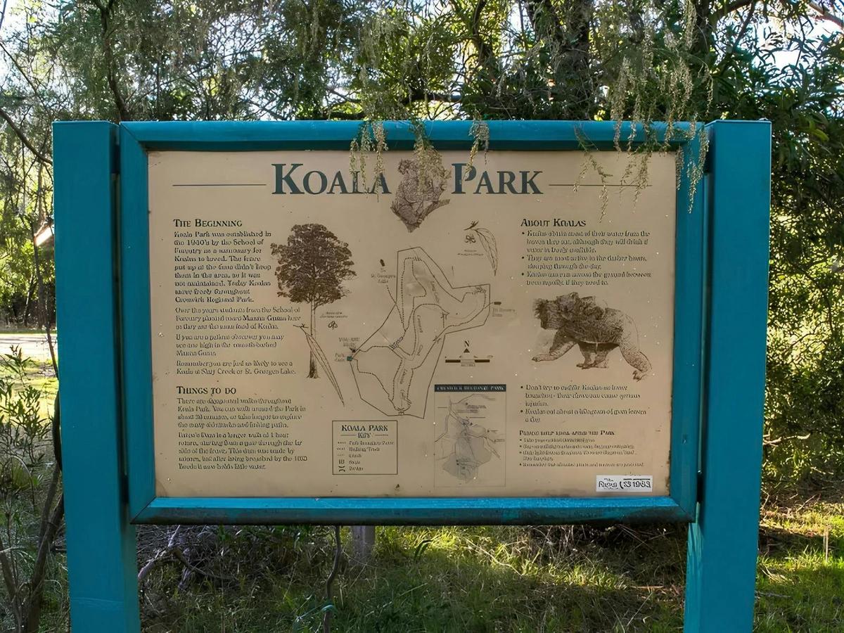 Entry sign at Koala Park - site inside Creswick National Park