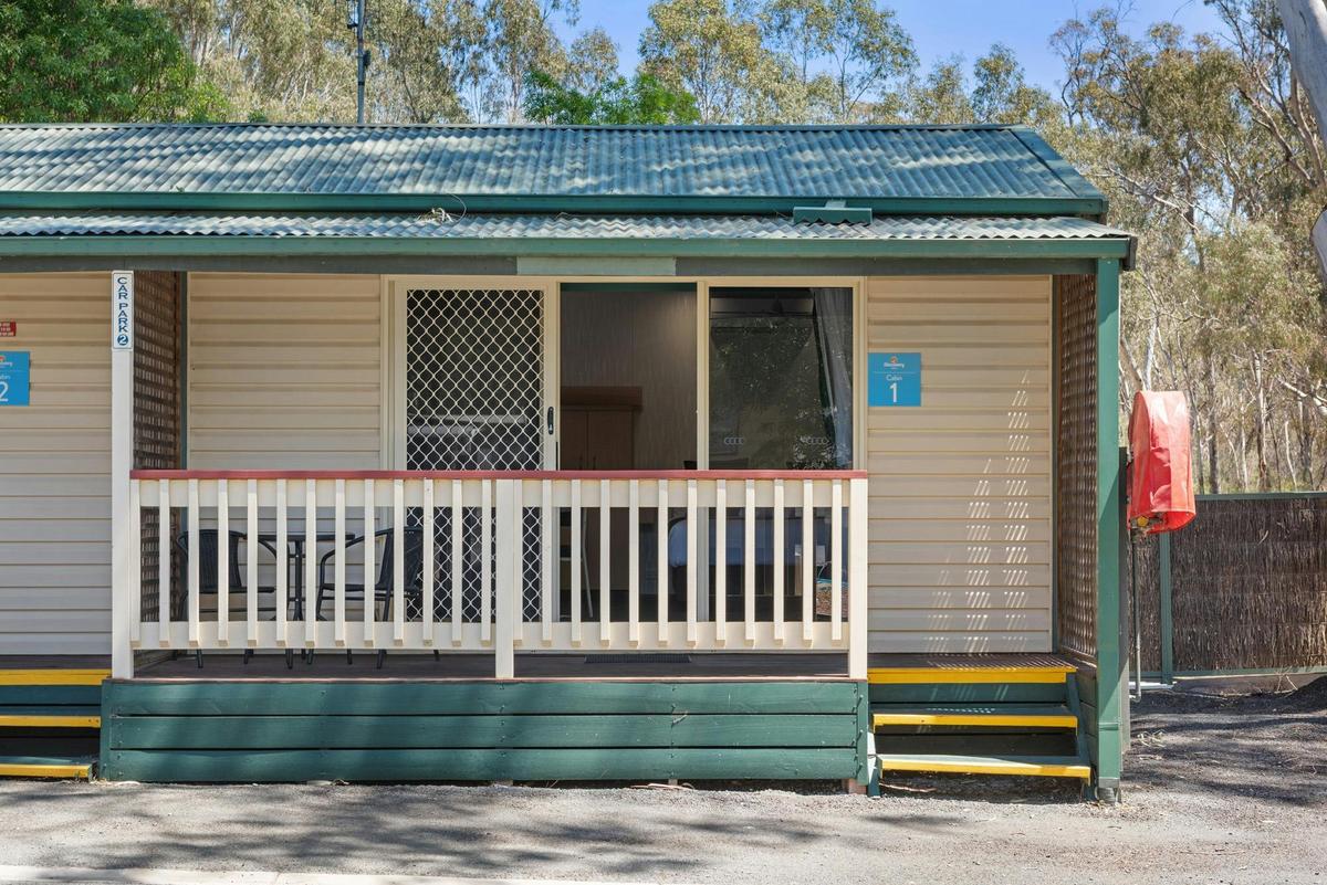 Standard Studio Cabin