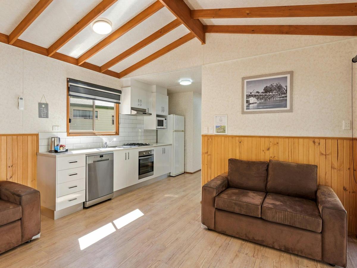 Deluxe Riverview Cabin