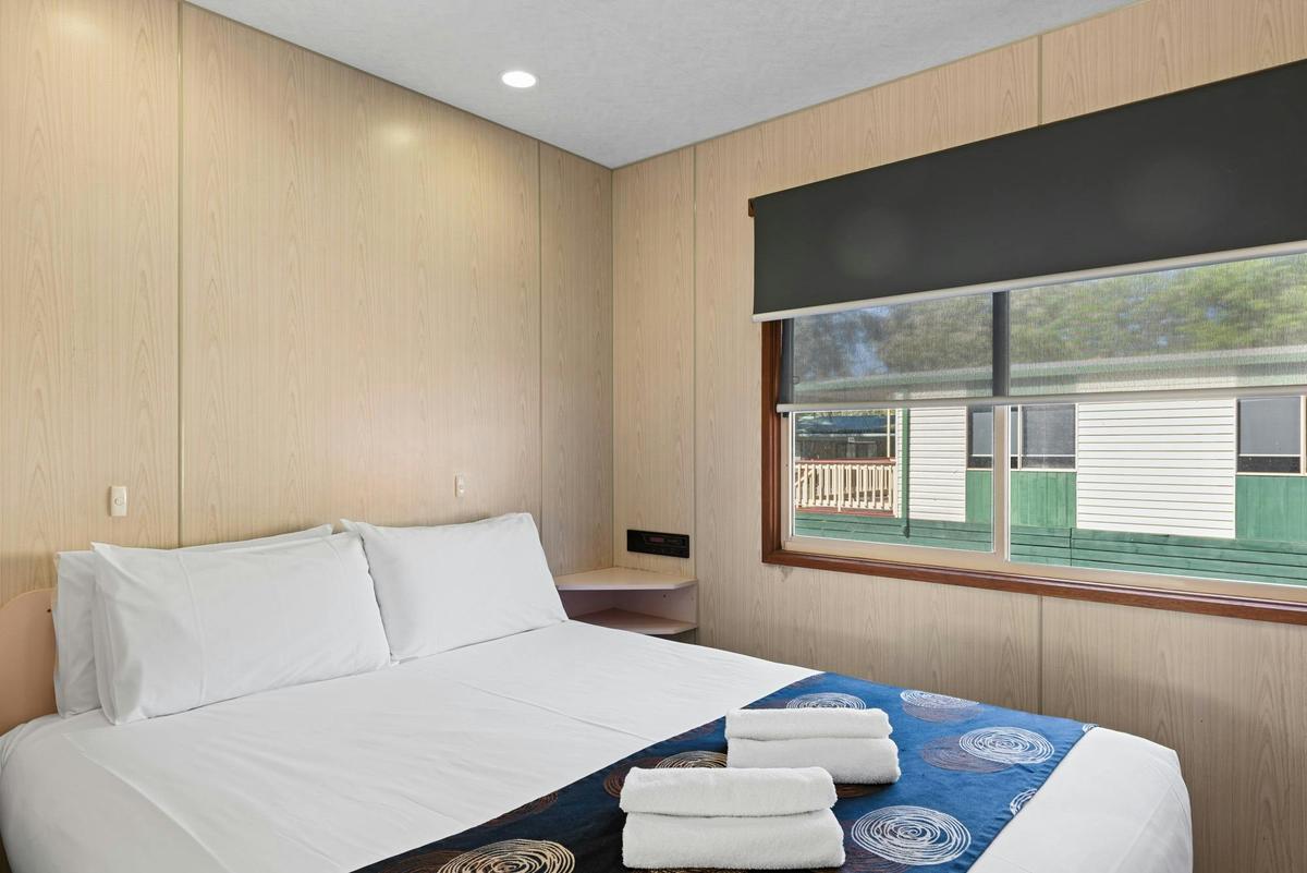 Superior 3 Bedroom Cabin