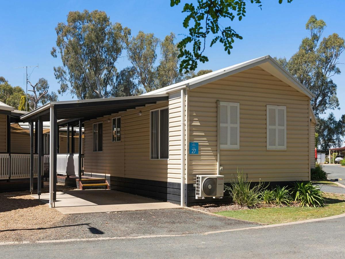 Superior Villa - Sleeps 5