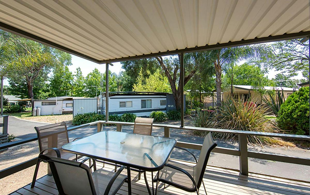 Standard 2 Bedroom Cabin - Sleeps 6