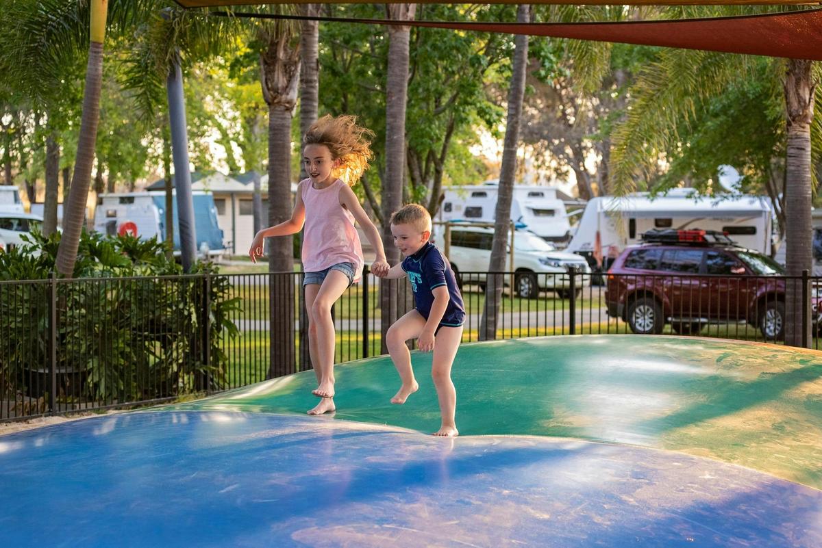 Discovery Parks - Lake Hume, Victoria