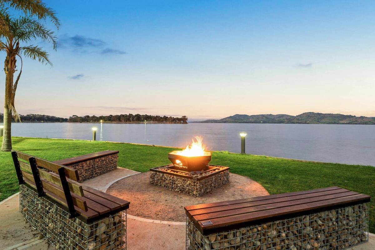 Discovery Parks - Lake Hume, Victoria
